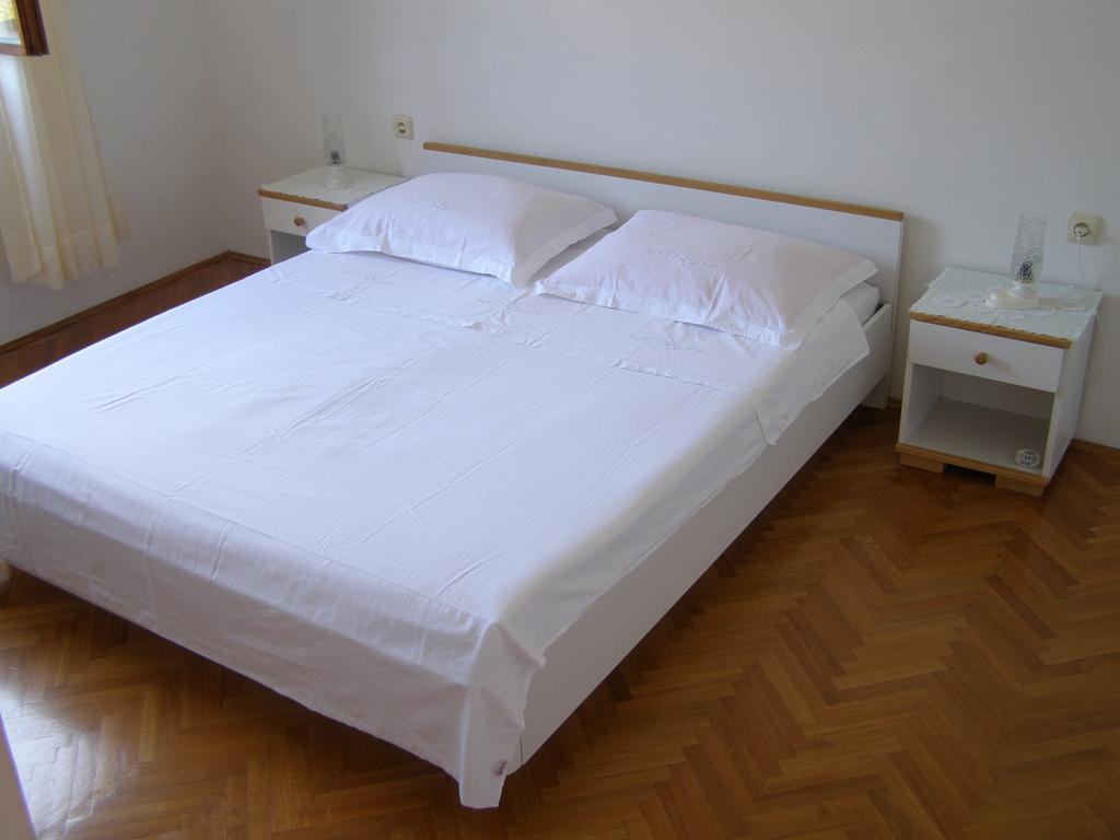 Apartment Marija Brbinj Ngoại thất bức ảnh